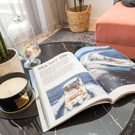 Marant Near The Beach- Free Parking