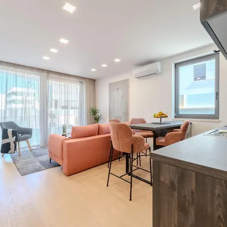 Apartman Marant Near The Beach- Free Parking