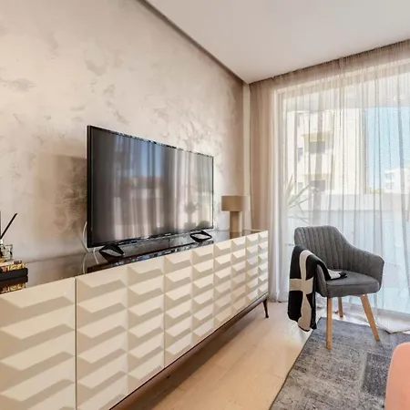Apartman Marant Near The Beach- Free Parking *