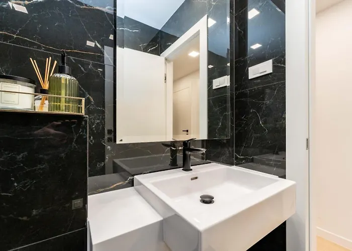 Lägenhet Marant Near The Beach- Free Parking Zadar