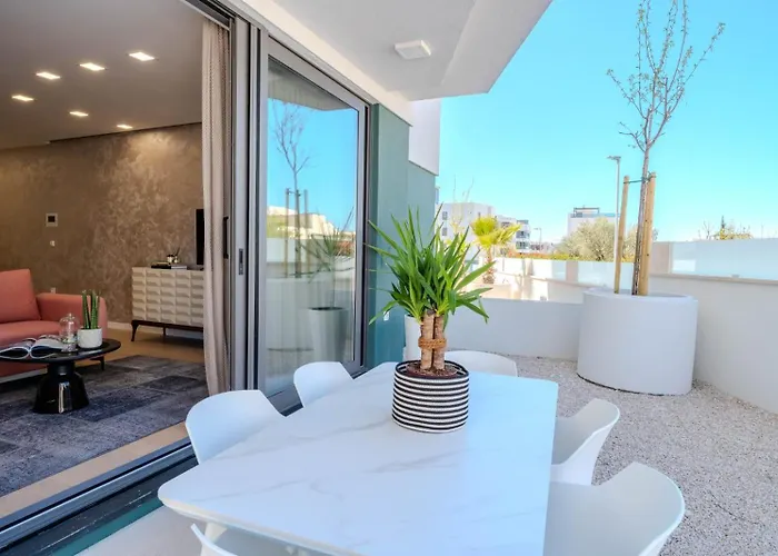 Marant Near The Beach- Free Parking Lägenhet *