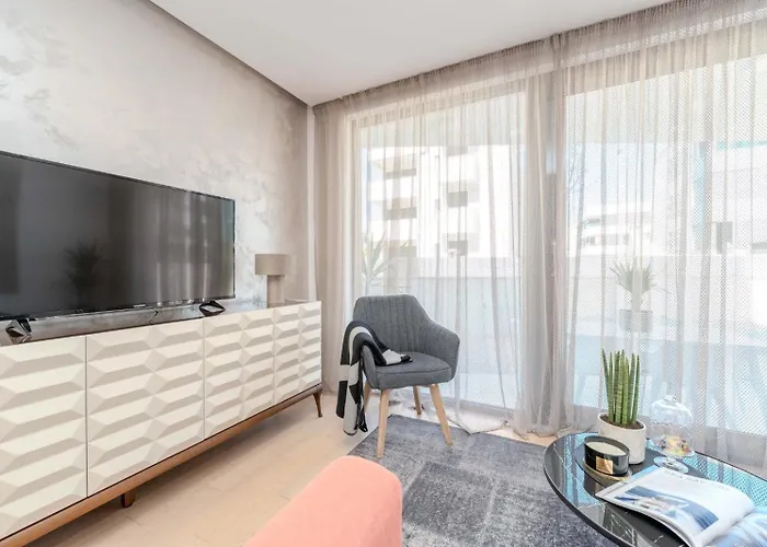 Lägenhet Marant Near The Beach- Free Parking